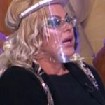 Miljana Kulić se vratila u Zadrugu, pa odmah napala ćerku Miljanu, odmah je napala o trudnoćama i abortusima, svakodnevnom seksu pred kameramasa zetom narkomanom!