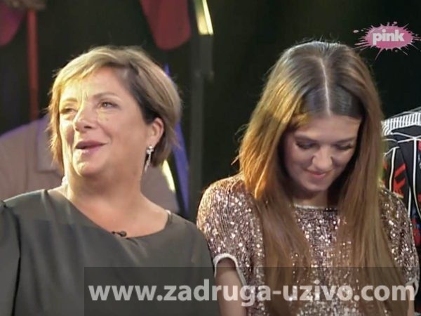 nadica kamel - TV PInk/screenshot