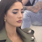 Gastoz gurnu Anđelu pa obezbeđenje utrčalo da je zaštiti (SNIMAK)