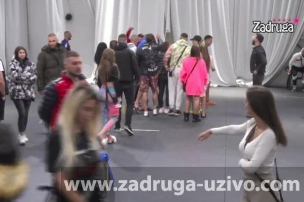 ŠOK OBRT! NIKO NIJE VEROVAO DA ĆE JE IZBACITI! Njoj je skočila u zagrljaj u STUDIJU pa RASKRINKALA ZADRUGARE! BIĆE I TUŽBI