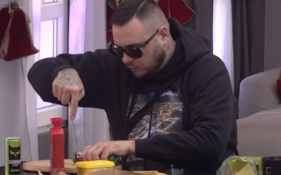 Filip Car raskinuo sa Aleks, a naciju je iznervirao jednom izjavom! (VIDEO)