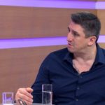 Kristijan Golubović izneo sramotnu odbranu zašto je došao u školu da se slika za spot sa Cerakom! Kristijan Golubović izneo sramotnu odbranu zašto je došao u školu da se slika za spot sa Cerakom!