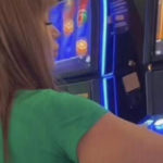 Otkriveni detalji o Miljani Kulić, majka je izdržava a ona bolesno zavisna od kockanja, troši novac na kockanje i raskalašan život!