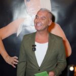 Voditelj Milan Milošević bio INTIMAN sa pola estrade, krije imena!